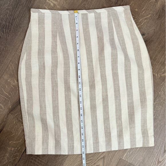 Vintage The Limited 100% Linen Tan and Cream Pencil Skirt Knee-Length - Picture 5 of 6